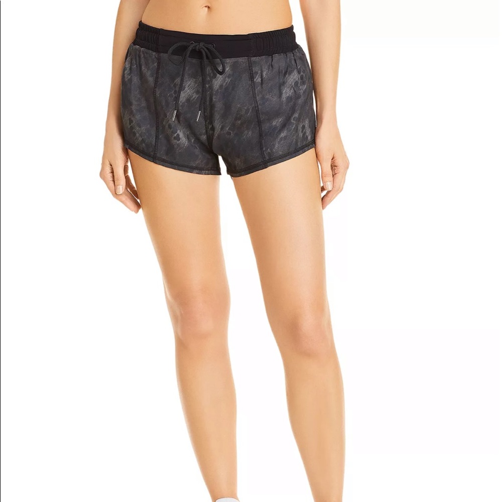 NEW Split59 Shorts - Picture 2 of 5